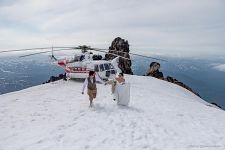 Свадьба на вершине вулкана Свадьба на вершине вулкана