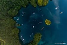 Вход в пещеру Каделябров с высоты