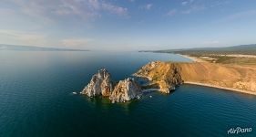 Мыс Бурхан, или мыс Скала Шаманка Мыс Бурхан, или мыс Скала Шаманка