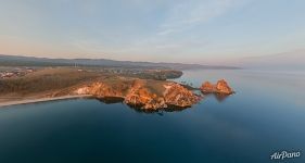 Сарайский залив, мыс Бурхан Сарайский залив, мыс Бурхан