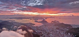 Рио-де-Жанейро в розовых тонах