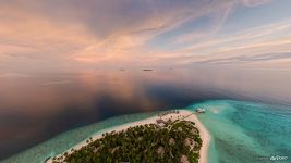 Intercontinental Maldives на закате 2