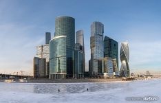 Рыбаки у «Москва-Сити» Рыбаки у «Москва-Сити»