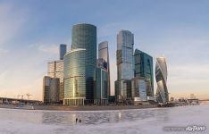 Рыбаки у «Москва-Сити» Рыбаки у «Москва-Сити»