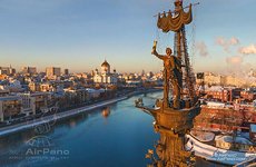 Памятник Петру Первому Памятник Петру Первому