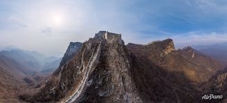 «Лестница в небо», крутой подъем «Лестница в небо», крутой подъем