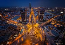 Наклонные небоскребы «Ворота Европы» №2 Наклонные небоскребы «Ворота Европы» №2