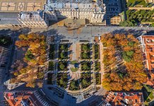 Восточная площадь (Пласа де Ориенте) №1 Восточная площадь (Пласа де Ориенте) №1