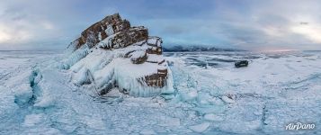 Панорама острова Еленка Панорама острова Еленка