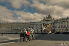 Карета на Дворцовой площади