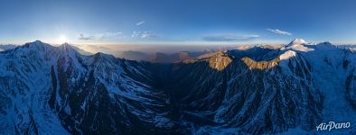 Панорама Эльбруса и гор Центрального Кавказа №33