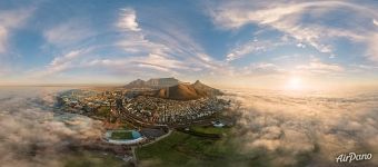 Облака над Кейптауном. Панорама