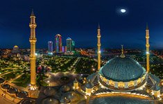 Мечеть «Сердце Чечни» ночью №3