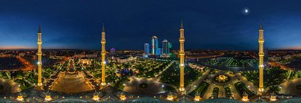 Мечеть «Сердце Чечни» ночью №2