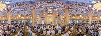 Внутри мечети «Сердце Чечни» №4