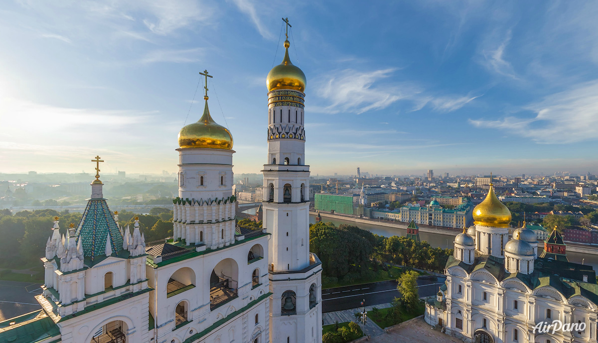 Колокольня иван великий москва