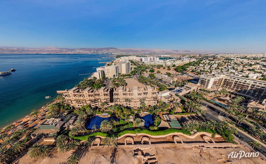 Отель Mövenpick Resort & Residences Aqaba 5*. Акаба, Иордания