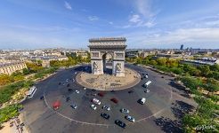 Триумфальная арка с высоты 40 метров Триумфальная арка с высоты 40 метров