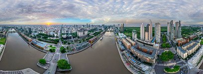 Престижный район Пуэрто-Мадеро на реке Ла-Плата Престижный район Пуэрто-Мадеро на реке Ла-Плата