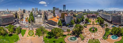 Панорама площади Мая (Plaza de Mayo) Панорама площади Мая (Plaza de Mayo)