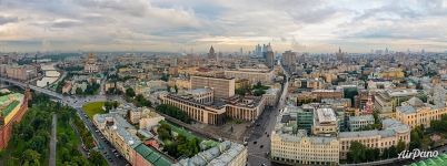 Вид на центр города со стен Кремля