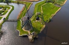 Ветряная мельница в Киндердейке Ветряная мельница в Киндердейке