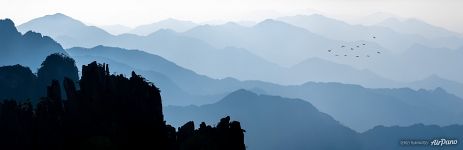 Силуэты гор Хуаншань Силуэты гор Хуаншань