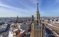 Гостиница Хилтон Ленинградская у площади трех вокзалов Гостиница Хилтон Ленинградская у площади трех вокзалов